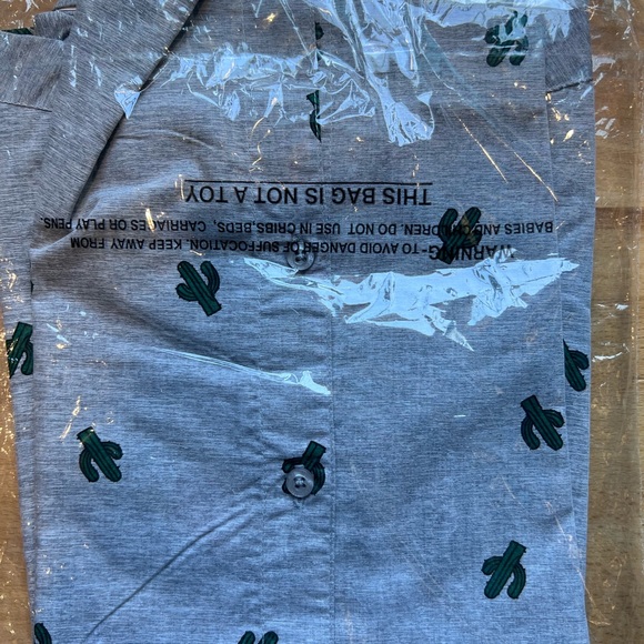 Molokai Surf Boys Collared Button Down Short Sleeve Shirt Cactus Medium 10/12 - Picture 5 of 5